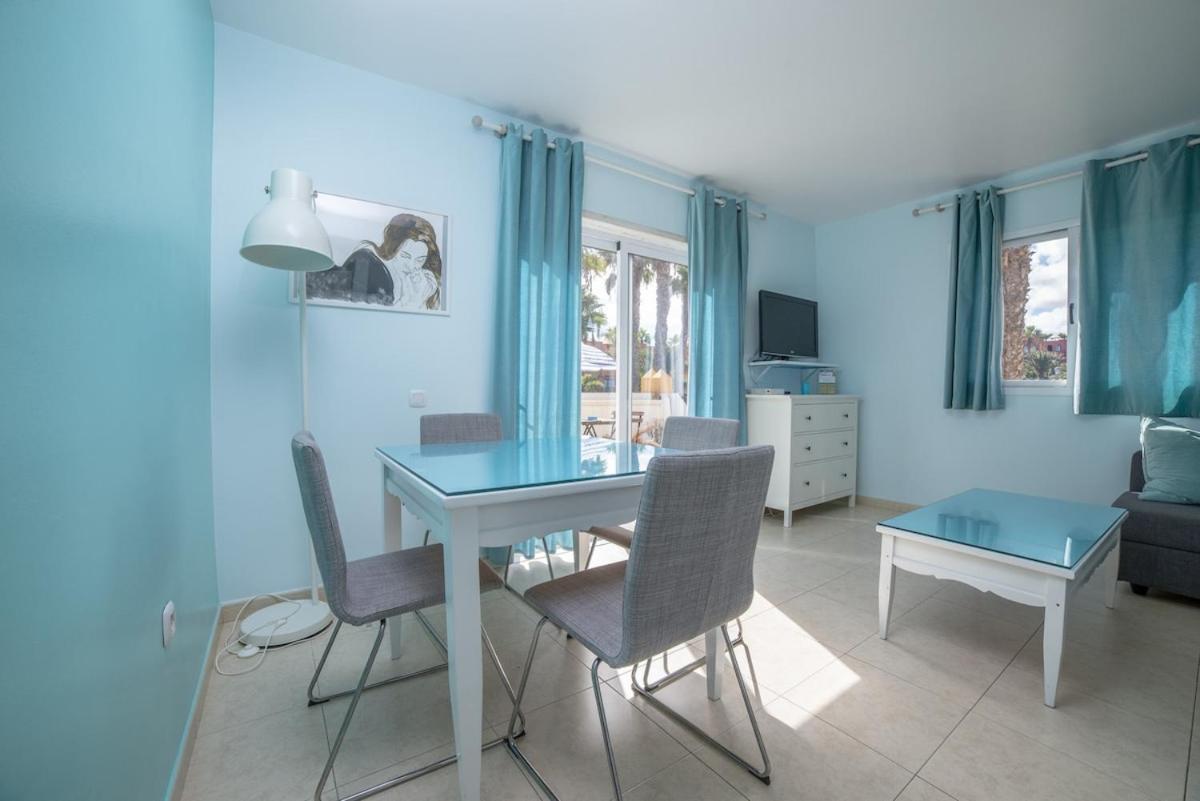 Lightbooking Oasis Royal Corralejo F311 外观 照片